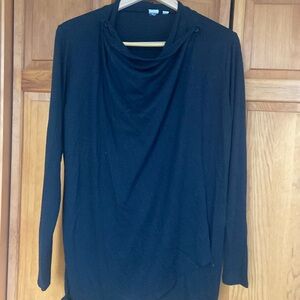 Black gap maternity coverup in medium